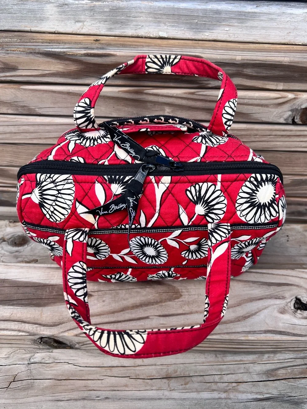 •Vera Bradley Red Floral Quilted Cosmetic Organizer EUC!